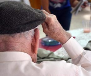 Piden saber la ayuda y servicios que está brindando el Estado a las residencias para personas mayores