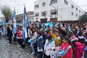 San Isidro: el Día de la Bandera se celebró en Villa Adelina y Boulogne